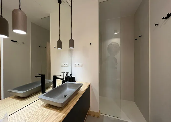 Atico Torre Tavira Ascensor Grupo Ac Gestion Apartamento *